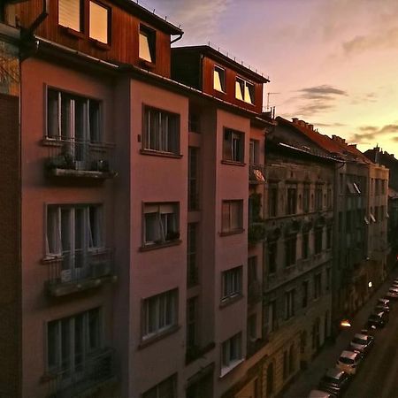 Bright And Cozy - City Center Apt Budapeste Exterior foto